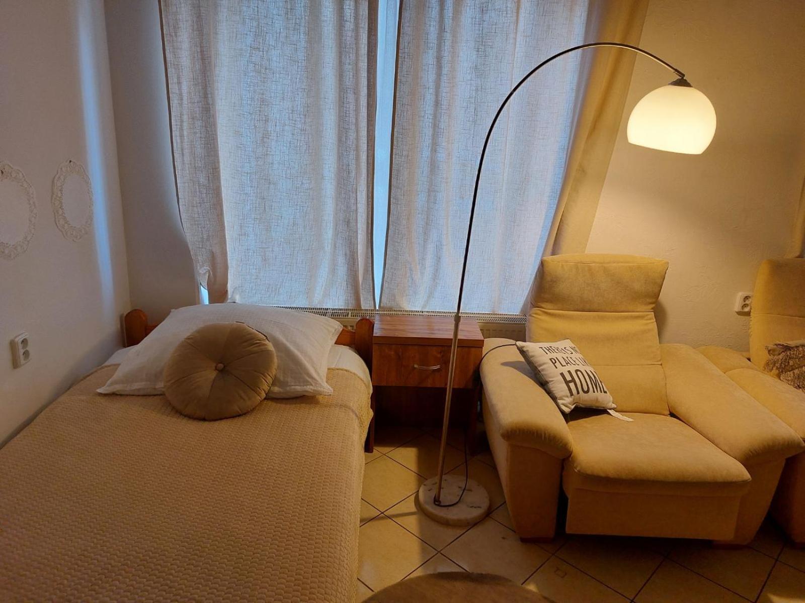 Exkluzivni Apartman V Prizemi V Hradci Kralove Hradec Kralove Ngoại thất bức ảnh