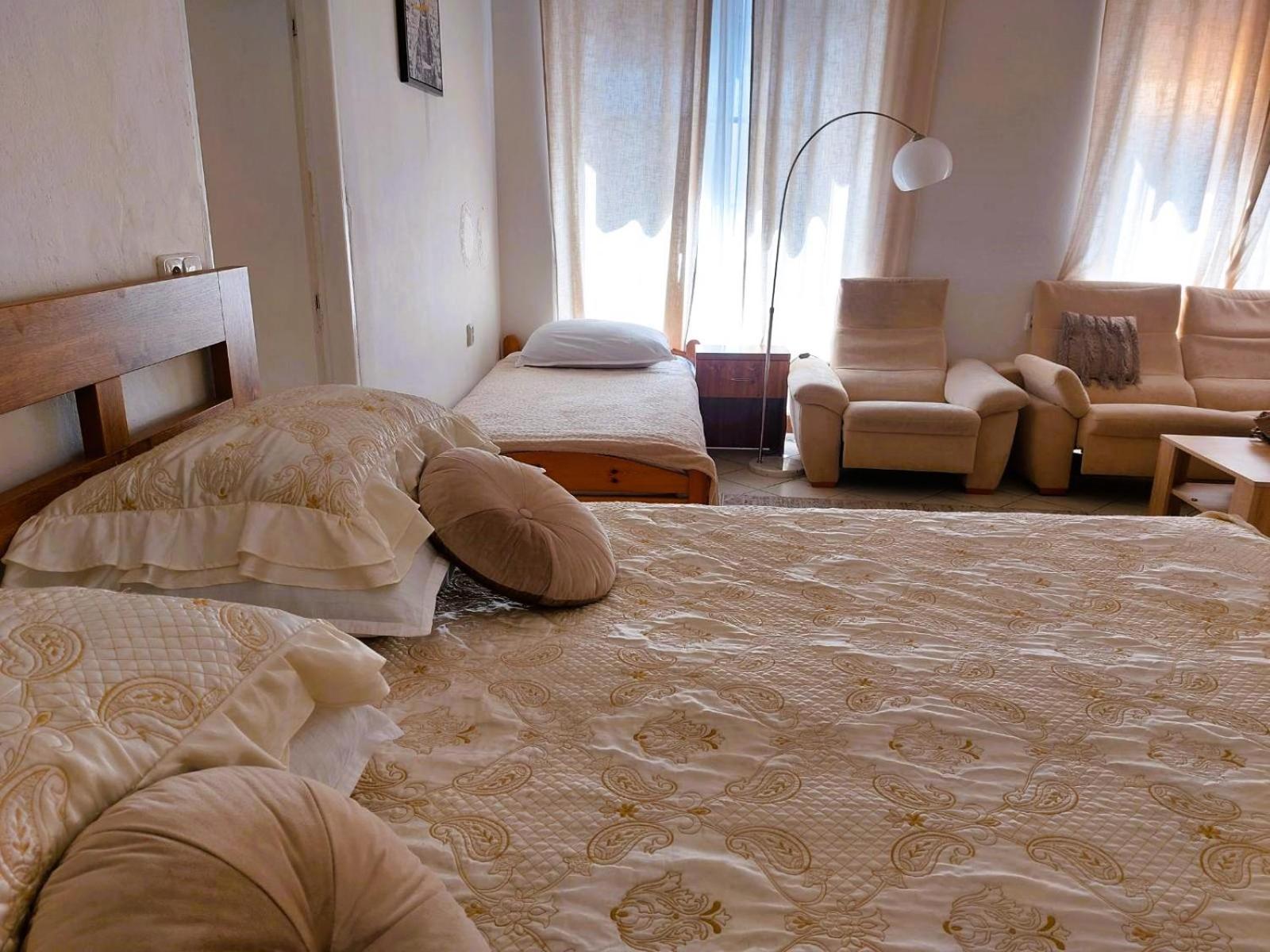 Exkluzivni Apartman V Prizemi V Hradci Kralove Hradec Kralove Ngoại thất bức ảnh